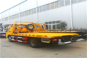 谢家集区附近拖车救援搭电