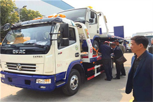 谢家集区汽车道路救援拖车价格